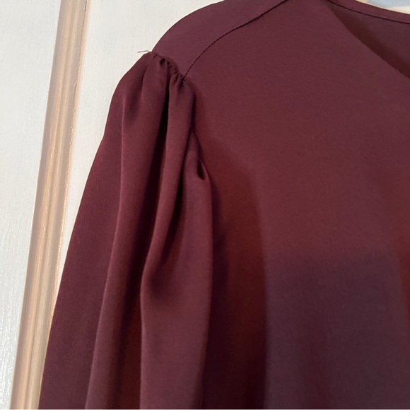 Vince Camuto Crossover Top - Picture 7 of 11